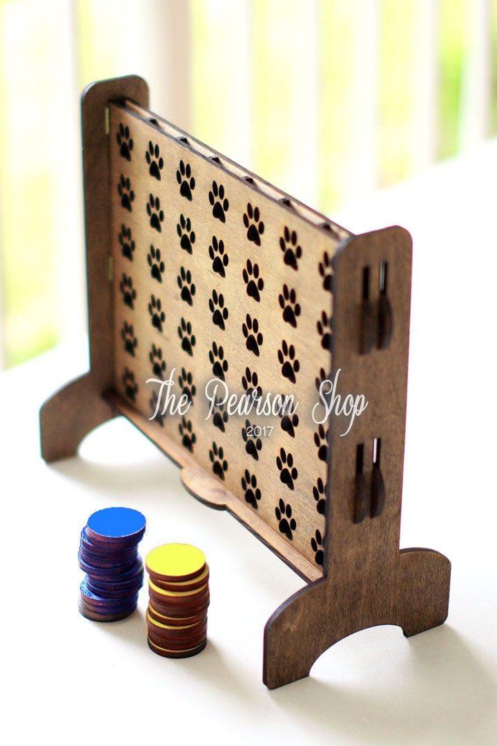 Connect 4 Paw Prints Game