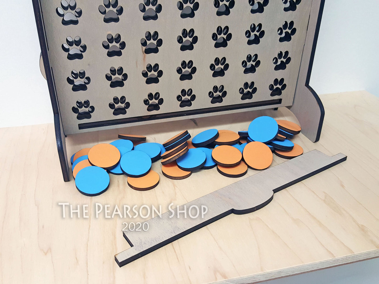 Connect 4 Paw Prints Game